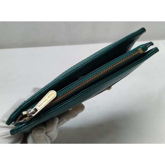 Michael Kors Teal Green Leather Saratoga Zip continental Credit Card Wallet - Picture 9 of 16